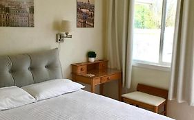 Paris Studio